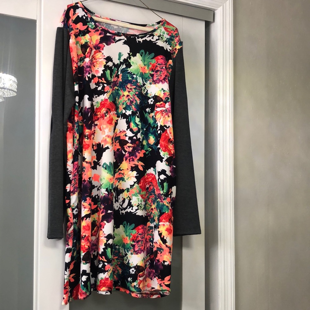 Brand new, never worn! Bright, stretchy long sleeve dress with velvet elbow pads